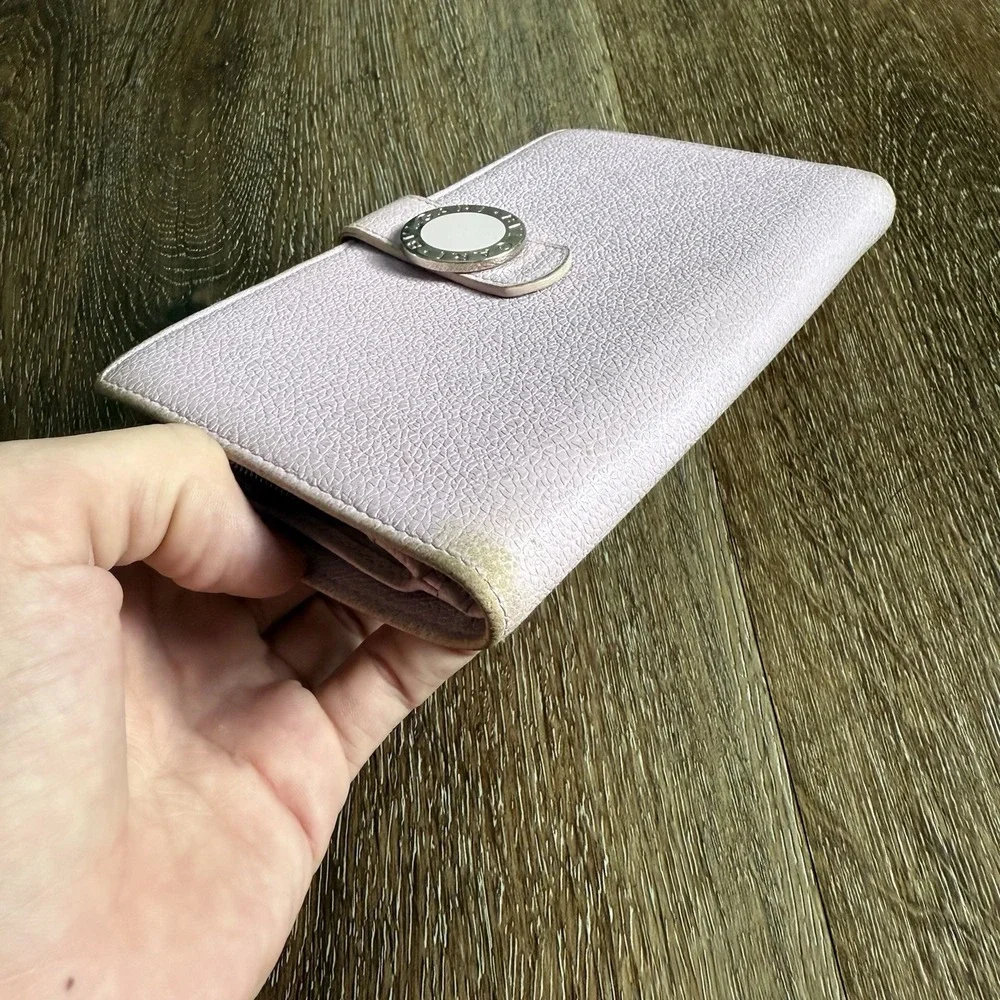 BVLGARI some rubbing